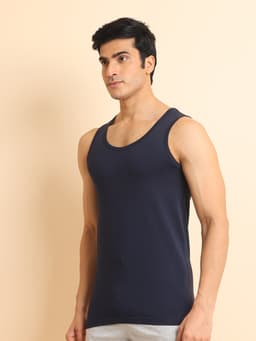 BASIC STRETCHABLE VEST - NAVY