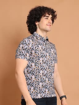 DIGITAL PRINTED PREMIUM STRETCHABLE POLO NECK HALF SLEEVE TSHIRT - LEOPARD